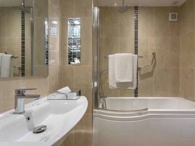 Park Inn by Radisson Shannon Airport