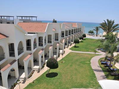 Radisson Beach Resort Larnaca 