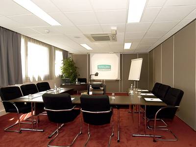 ibis Styles Lyon Villeurbanne Le Parc de la Tete d'Or