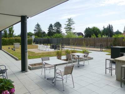 Airport Club Residence