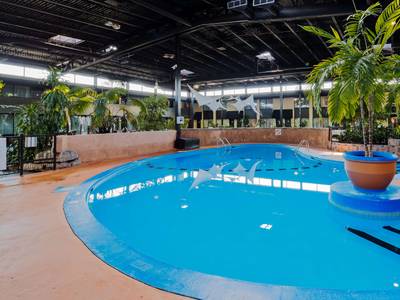 Holiday Inn Montreal Airport