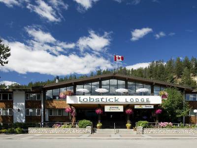 Lobstick Lodge