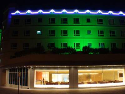 Al Bustan Center & Residence