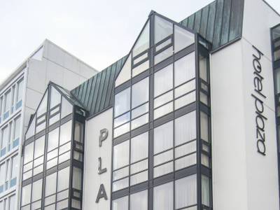 Center Hotel Plaza