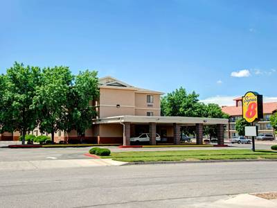 Super 8 Albuquerque West/Coors Blvd