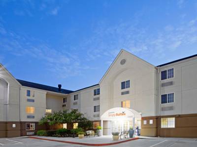 Candlewood Suites Houston CityCentre I-10 West