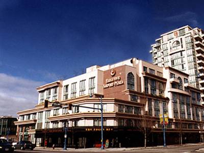 Executive Vancouver Airport Plaza Hotel & Conference Centre