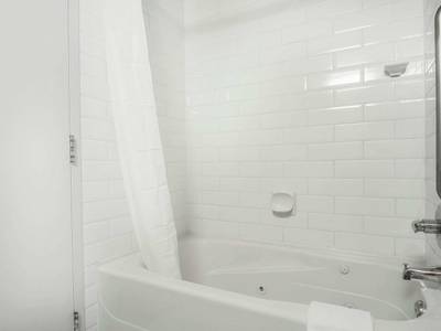 Quality Hotel Vancouver Airport South