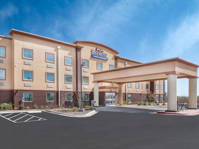 Baymont Inn & Suites Midland Center