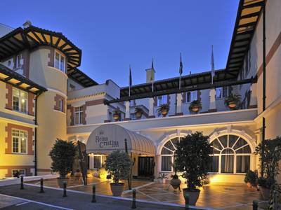 Globales Reina Cristina