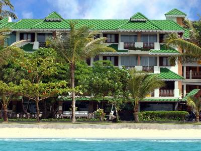 Absolute Sea Pearl Beach Resort & Spa