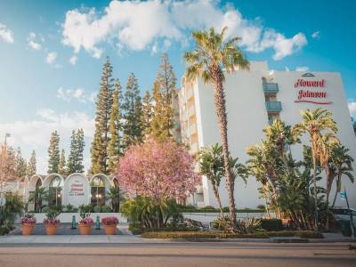 Howard Johnson Anaheim Hotel & Water Playground