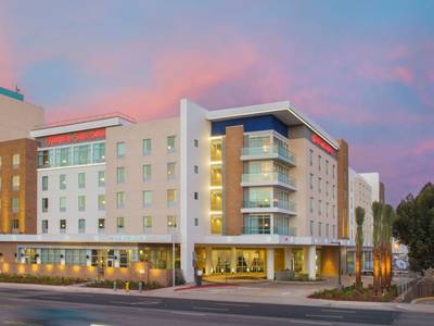 Hampton Inn & Suites LAX El Segundo