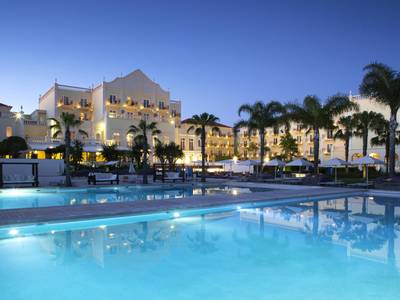 Blue & Green The Lake Spa Resort