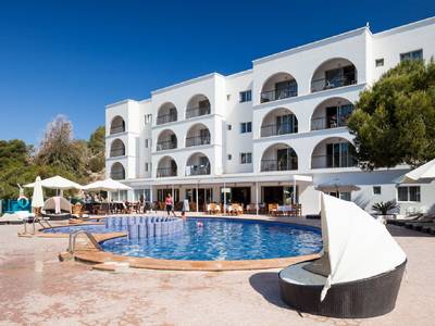 Puerto Cala Vadella Aparthotel