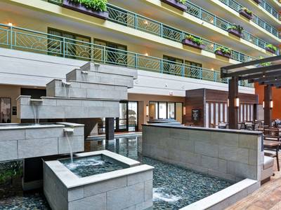 Embassy Suites Minneapolis - Airport