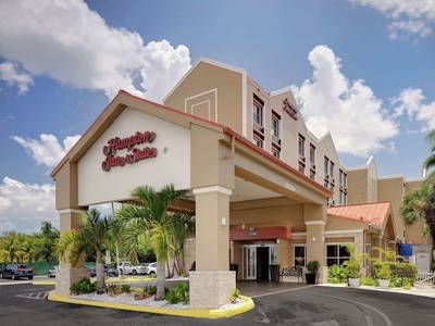 Hampton Inn & Suites Ft. Lauderdale-Airport