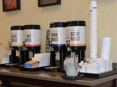 Hampton Inn & Suites-Knoxville/North I-75