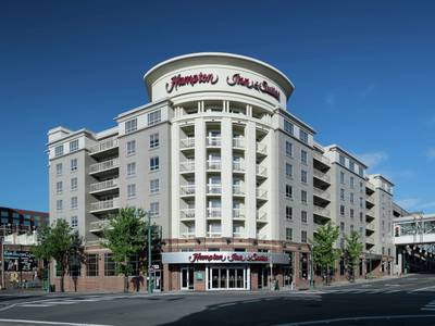 Hampton Inn & Suites Beale Street