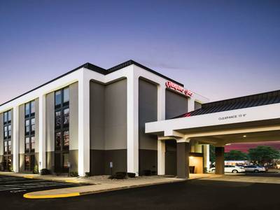 Hampton Inn West Springfield