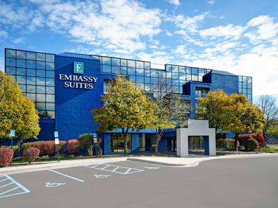 Embassy Suites Detroit - Livonia / Novi