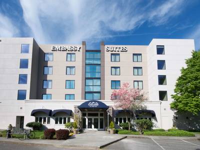 Embassy Suites Seattle North Lynnwood