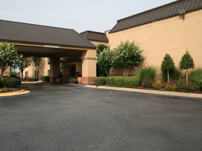 Hampton Inn Perry