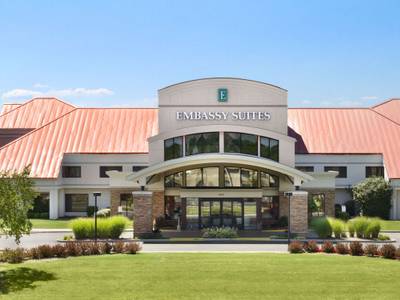 Embassy Suites Detroit Metro Airport