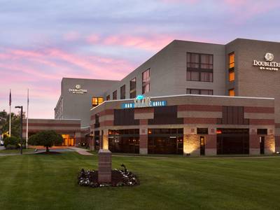 Doubletree Bradley International Airport