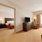 Country Inn & Suites by Radisson, Calgary-Airport, AB
