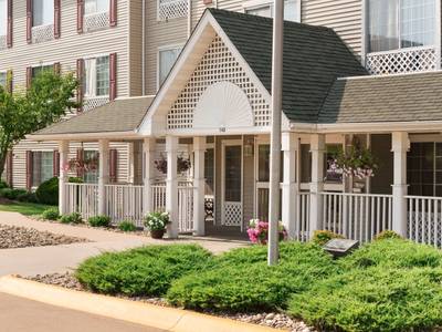 Country Inn & Suites by Radisson, Davenport, IA