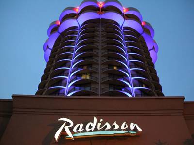 Radisson Cincinnati Riverfront