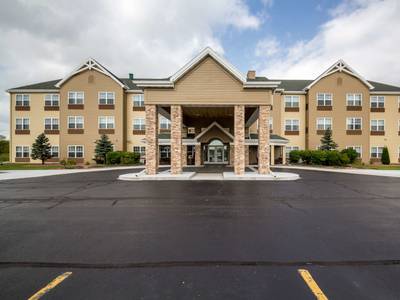 Country Inn & Suites by Radisson, Fond du Lac, WI