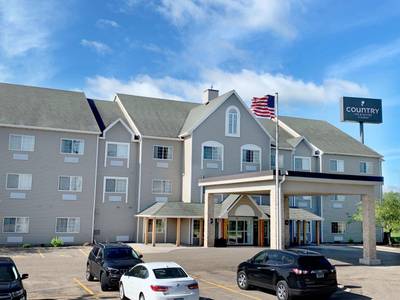 Country Inn & Suites by Radisson, Owatonna, MN