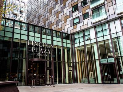 Lincoln Plaza London Curio Collection by Hilton