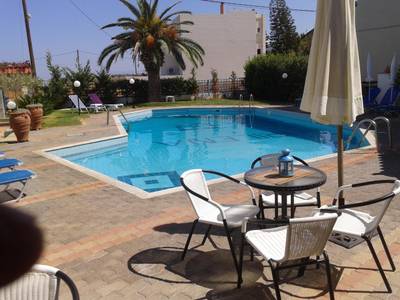 Irilena Hotel & Appartement