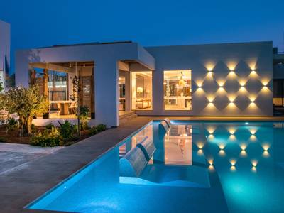 Paralos Lifestyle Beach