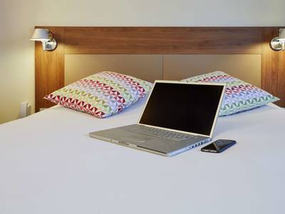 Campanile Paris Saclay