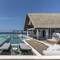 Four Seasons Resort Maldives at Landaa Giraavaru