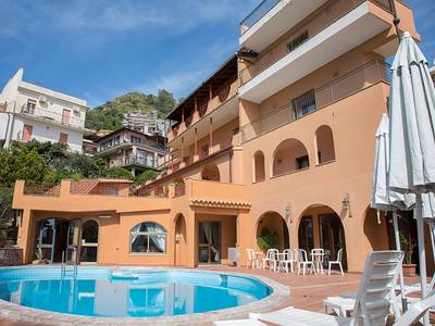 Andromaco Palace Hotel