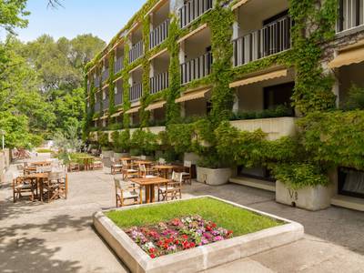 Hotel The Originals Villa Borghese