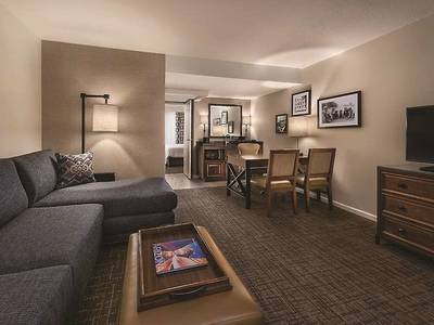 Embassy Suites by Hilton Scottsdale Resort