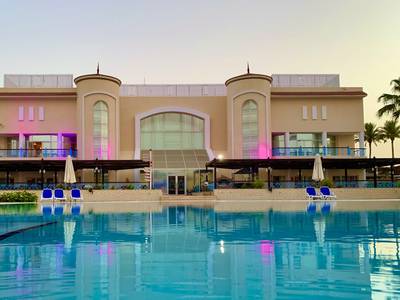 Cyrene Island Resort