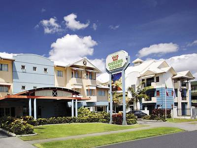 Cairns Queens Court