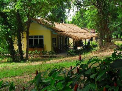 Country Lake Nature Lodge