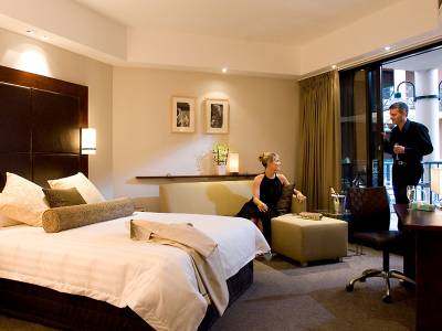 Amora Hotel Riverwalk Melbourne