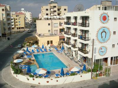 Best Western Plus Larco Hotel 