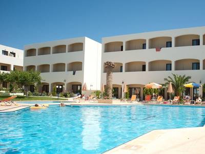 Akoya Village Holiday Resort 