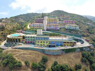 GH Avalon Sikani Resort (Foto)