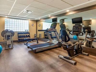 Comfort Suites Downtown